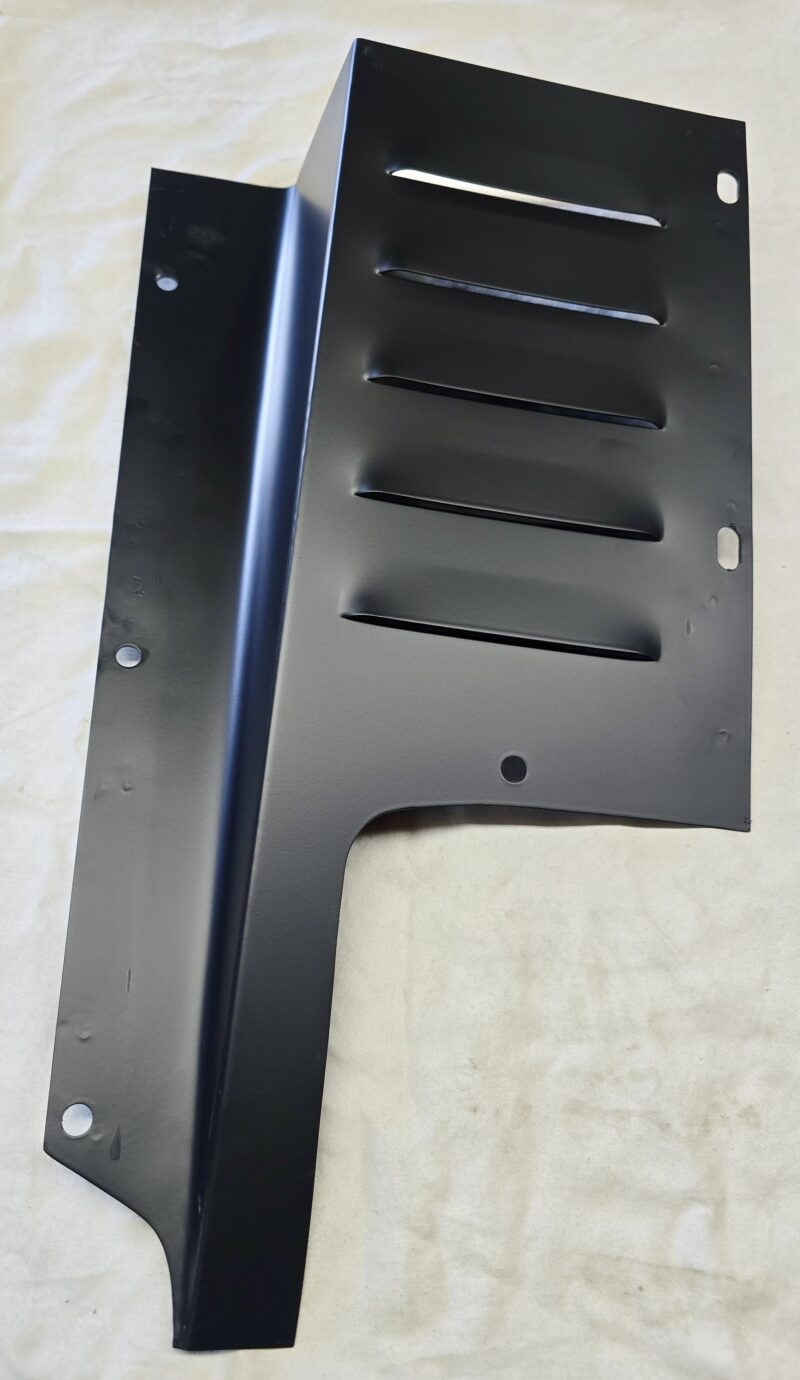 DV-32 Right Rear Engine Pan - Image 2
